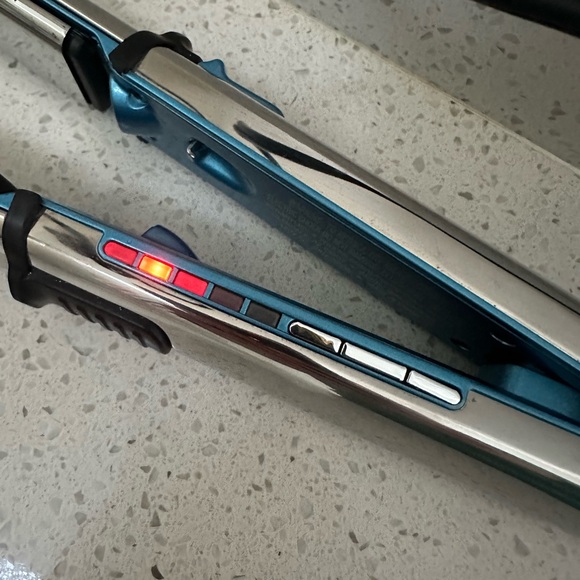 BaByliss Pro Prima 3000 Hair Straightener - Picture 13 of 16